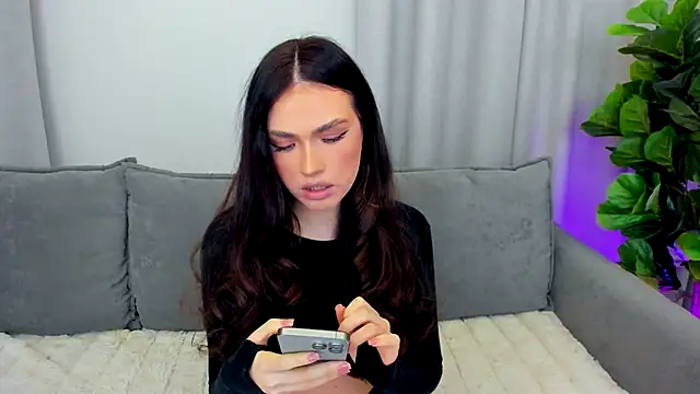 sexyangeloux online show from December 15, 2025, 1:10 am