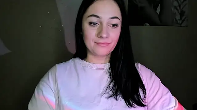 Emelyblum online show from December 2, 2024, 3:04 am