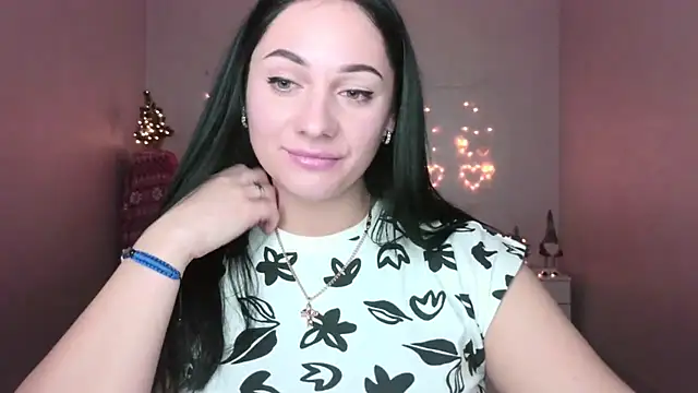 Emelyblum online show from December 23, 2024, 1:51 am