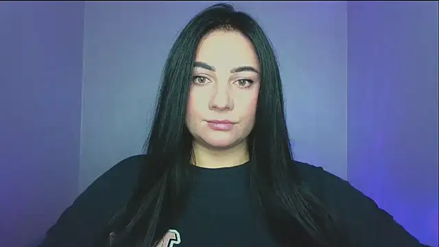 Snapshot of Emelyblum chatting on September 18, 2025, 10:23 pm Emelyblum online show from September 18, 2025, 10:23 pm