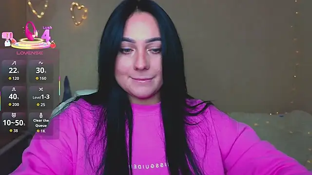 Snapshot of Emelyblum chatting on November 15, 2025, 10:59 pm Emelyblum online show from November 15, 2025, 10:59 pm