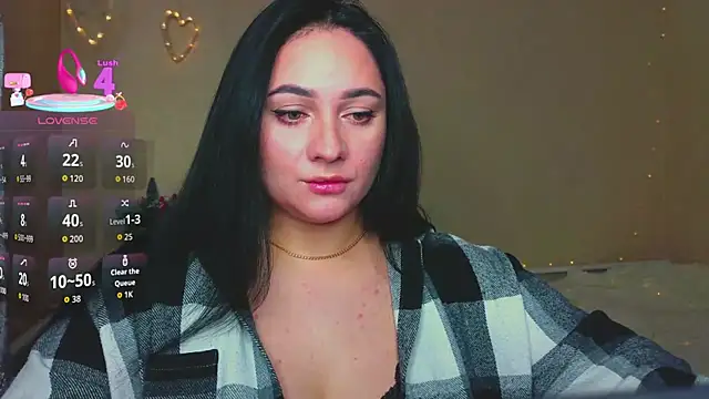 Snapshot of Emelyblum chatting on November 16, 2025, 9:09 pm Emelyblum online show from November 16, 2025, 9:09 pm