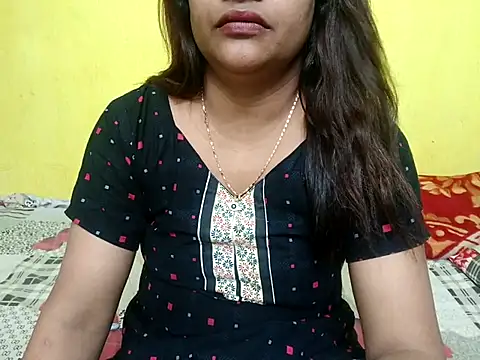 Sexyranibhabhi online show from October 14, 2025, 3:13 pm