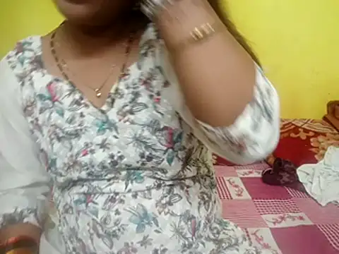 Snapshot of Sexyranibhabhi chatting on March 27, 2026, 3:23 pm Sexyranibhabhi online show from March 27, 2026, 3:23 pm