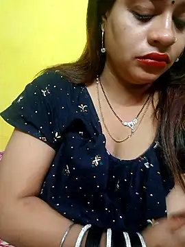 Snapshot of Sexyranibhabhi chatting on June 19, 2026, 4:17 am Sexyranibhabhi online show from June 19, 2026, 4:17 am