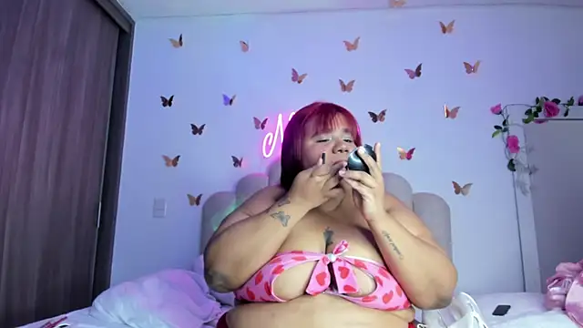 NaomiAsha online show from November 2, 2025, 5:26 pm