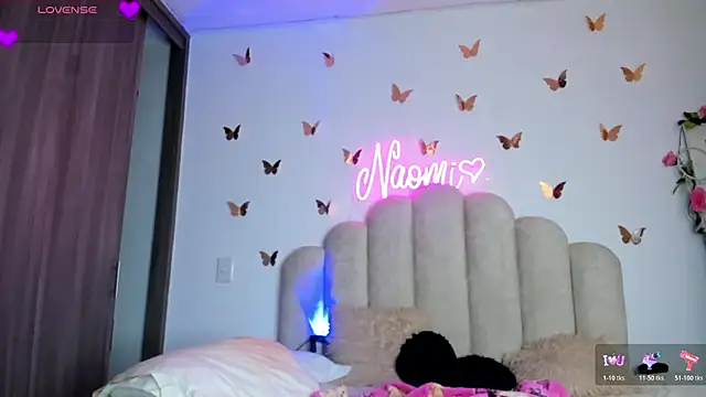 NaomiAsha online show from November 30, 2025, 7:07 pm