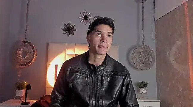 Snapshot of AndyPalmer_ chatting on December 21, 2024, 11:55 am AndyPalmer online show from December 21, 2024, 11:55 am