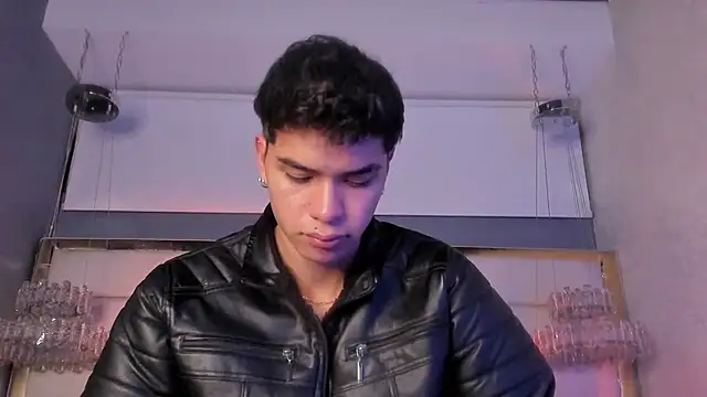 Snapshot of AndyPalmer_ chatting on January 17, 2025, 5:51 pm AndyPalmer online show from January 17, 2025, 5:51 pm