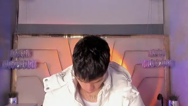 Snapshot of AndyPalmer_ chatting on January 18, 2025, 12:04 pm AndyPalmer online show from January 18, 2025, 12:04 pm