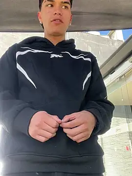 Snapshot of AndyPalmer_ chatting on January 22, 2025, 2:35 pm AndyPalmer online show from January 22, 2025, 2:35 pm