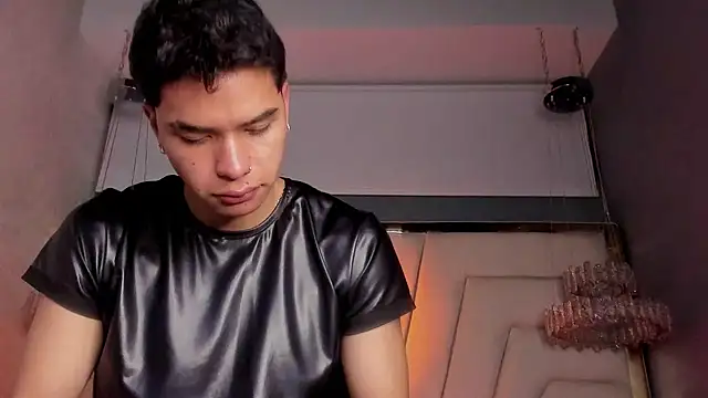 Snapshot of AndyPalmer_ chatting on January 29, 2025, 1:37 am AndyPalmer online show from January 29, 2025, 1:37 am