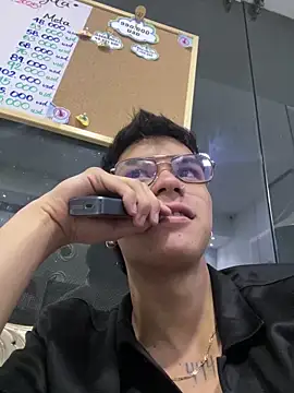 Snapshot of AndyPalmer_ chatting on March 2, 2025, 10:24 am AndyPalmer online show from March 2, 2025, 10:24 am