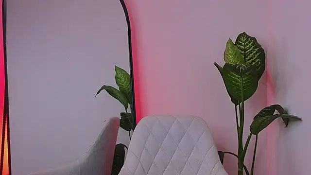 Snapshot of AndyPalmer_ chatting on September 15, 2025, 11:43 am AndyPalmer online show from September 15, 2025, 11:43 am