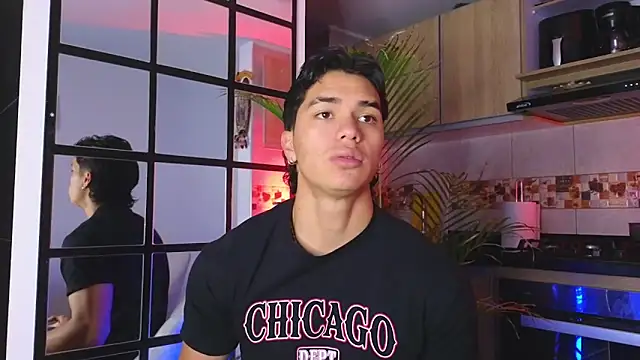 Snapshot of AndyPalmer_ chatting on October 6, 2025, 11:40 am AndyPalmer online show from October 6, 2025, 11:40 am