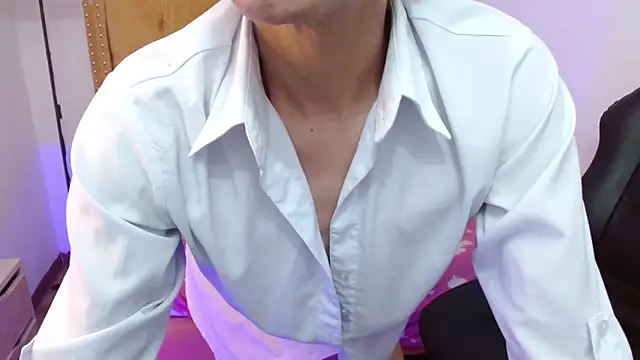 AlexandraJones  online show from February 12, 2025, 8:59 am