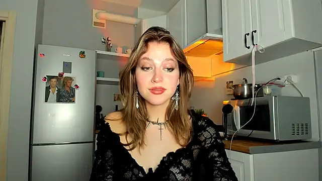 Niky  Jess online show from February 13, 2025, 10:55 am