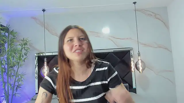 Snapshot of AngelaaCute_ chatting on January 31, 2026, 7:11 pm AngelaaCute online show from January 31, 2026, 7:11 pm