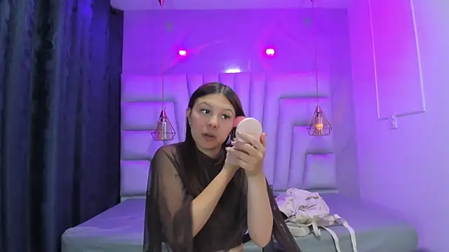 Snapshot of AngelaaCute_ chatting on March 7, 2026, 2:14 pm AngelaaCute online show from March 7, 2026, 2:14 pm