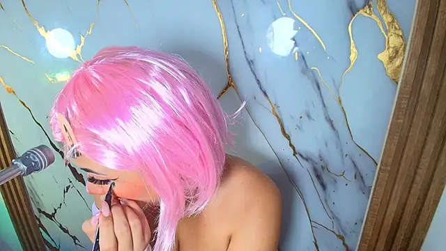 Lizz Tender online show from October 2, 2025, 12:45 pm