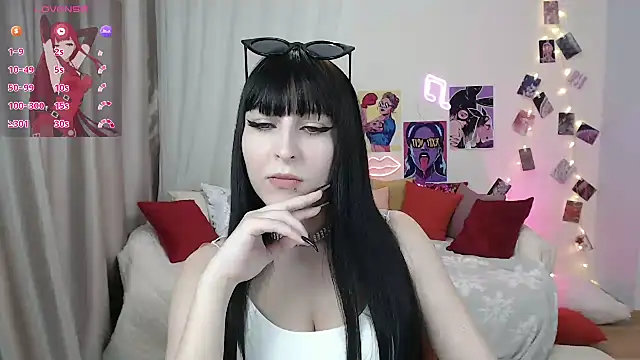 ElsaNeal online show from February 24, 2025, 6:04 pm