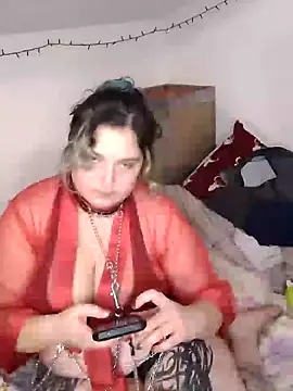 Snapshot of LadyRochester chatting on January 11, 2025, 10:51 pm LadyRochester online show from January 11, 2025, 10:51 pm