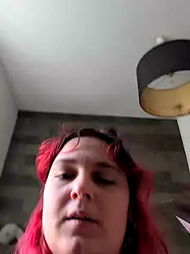 Snapshot of LadyRochester chatting on October 4, 2025, 12:47 pm LadyRochester online show from October 4, 2025, 12:47 pm