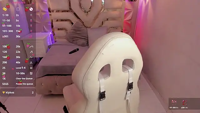 Snapshot of meraki_fraise chatting on January 22, 2025, 11:53 pm meraki fraise online show from January 22, 2025, 11:53 pm