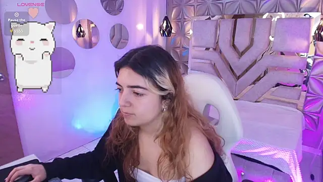 Snapshot of meraki_fraise chatting on September 15, 2025, 7:03 pm meraki fraise online show from September 15, 2025, 7:03 pm