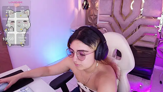 Snapshot of meraki_fraise chatting on October 4, 2025, 7:45 pm meraki fraise online show from October 4, 2025, 7:45 pm