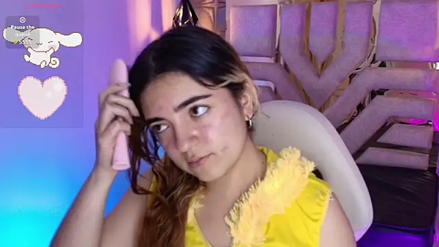 Snapshot of meraki_fraise chatting on November 10, 2025, 7:46 pm meraki fraise online show from November 10, 2025, 7:46 pm