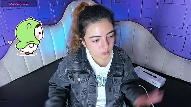 Snapshot of meraki_fraise chatting on November 21, 2025, 12:26 pm meraki fraise online show from November 21, 2025, 12:26 pm