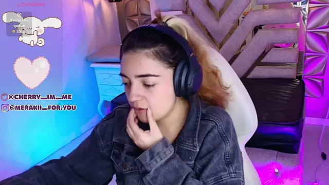 Snapshot of meraki_fraise chatting on November 22, 2025, 7:02 pm meraki fraise online show from November 22, 2025, 7:02 pm