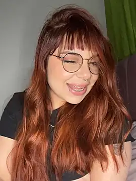 Snapshot of NatyOlson chatting on February 4, 2025, 5:53 am NatyOlson online show from February 4, 2025, 5:53 am