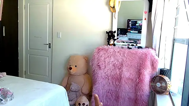 Snapshot of Luscious_angell chatting on January 23, 2025, 7:43 am Luscious angell online show from January 23, 2025, 7:43 am