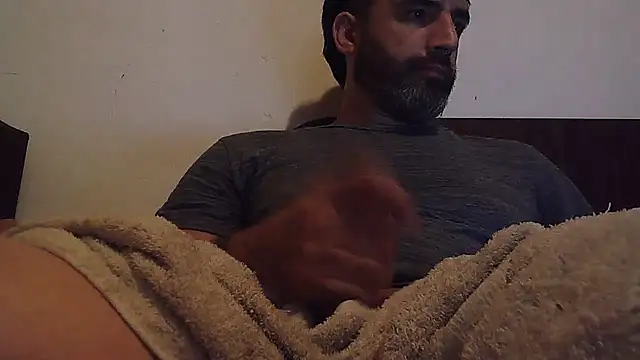 ozzypsico13 online show from November 6, 2025, 2:34 am