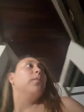 dulce santamaria online show from March 11, 2025, 11:37 pm