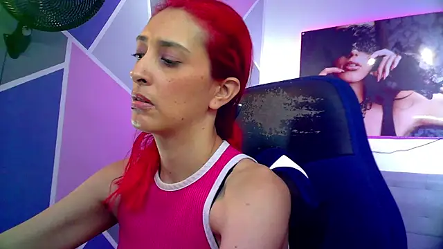 Snapshot of Ruby_Your_Milf chatting on December 21, 2024, 4:36 pm Ruby Your Milf online show from December 21, 2024, 4:36 pm