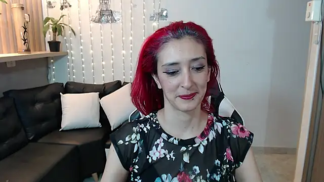 Snapshot of Ruby_Your_Milf chatting on January 30, 2025, 8:21 pm Ruby Your Milf online show from January 30, 2025, 8:21 pm