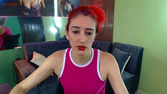 Snapshot of Ruby_Your_Milf chatting on March 11, 2025, 8:42 pm Ruby Your Milf online show from March 11, 2025, 8:42 pm