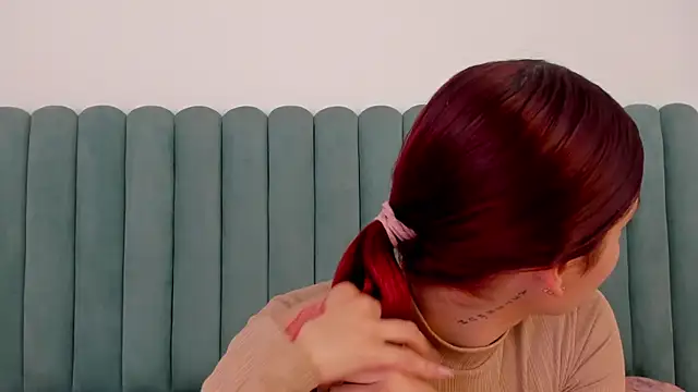 Snapshot of AnnyCherry_ chatting on October 28, 2025, 10:01 pm AnnyCherry online show from October 28, 2025, 10:01 pm