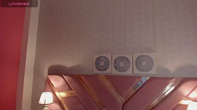 Ari sunshine  online show from January 4, 2025, 11:59 pm