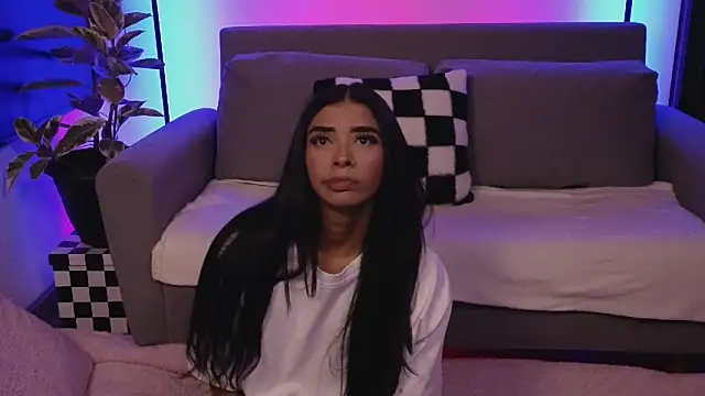 Snapshot of jane_hart_ chatting on November 18, 2025, 11:37 pm jane hart online show from November 18, 2025, 11:37 pm