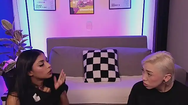 Snapshot of jane_hart_ chatting on November 26, 2025, 12:00 am jane hart online show from November 26, 2025, 12:00 am