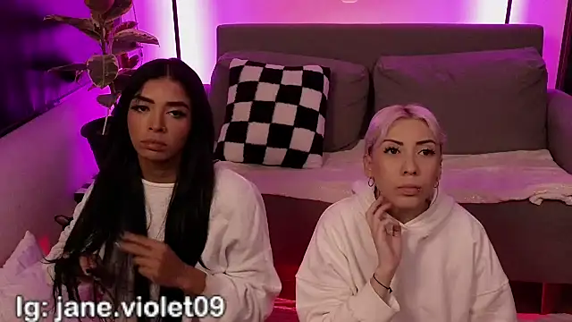 Snapshot of jane_hart_ chatting on December 22, 2025, 1:35 am jane hart online show from December 22, 2025, 1:35 am