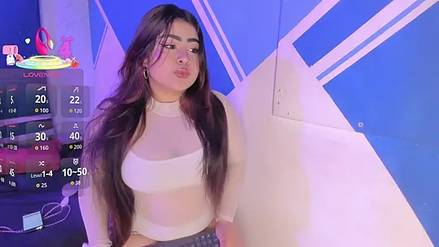 SamanthaFerrer  online show from November 11, 2025, 6:02 am