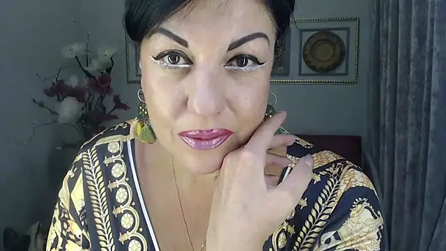 Snapshot of LadyMargoFontana chatting on September 19, 2025, 4:25 am LadyMargoFontana online show from September 19, 2025, 4:25 am