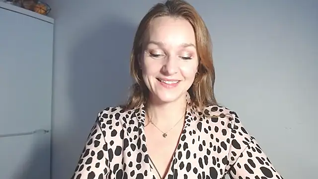 Snapshot of AliciaDesire chatting on February 12, 2026, 2:12 pm AliciaDesire online show from February 12, 2026, 2:12 pm