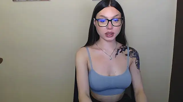 Snapshot of Cutesweetheart chatting on February 4, 2025, 12:44 pm Cutesweetheart online show from February 4, 2025, 12:44 pm