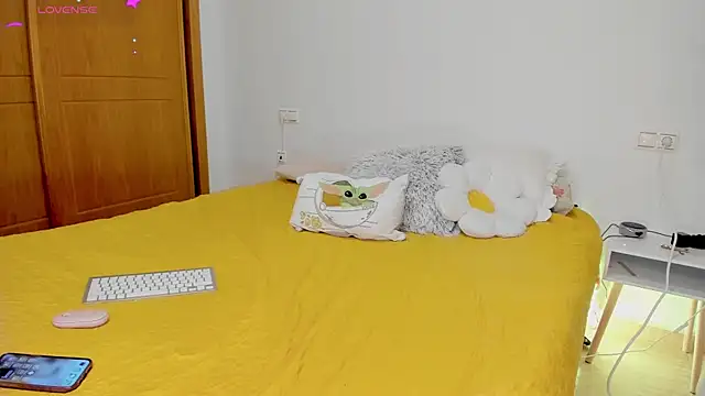 Adriennesexxx online show from January 13, 2025, 9:20 pm